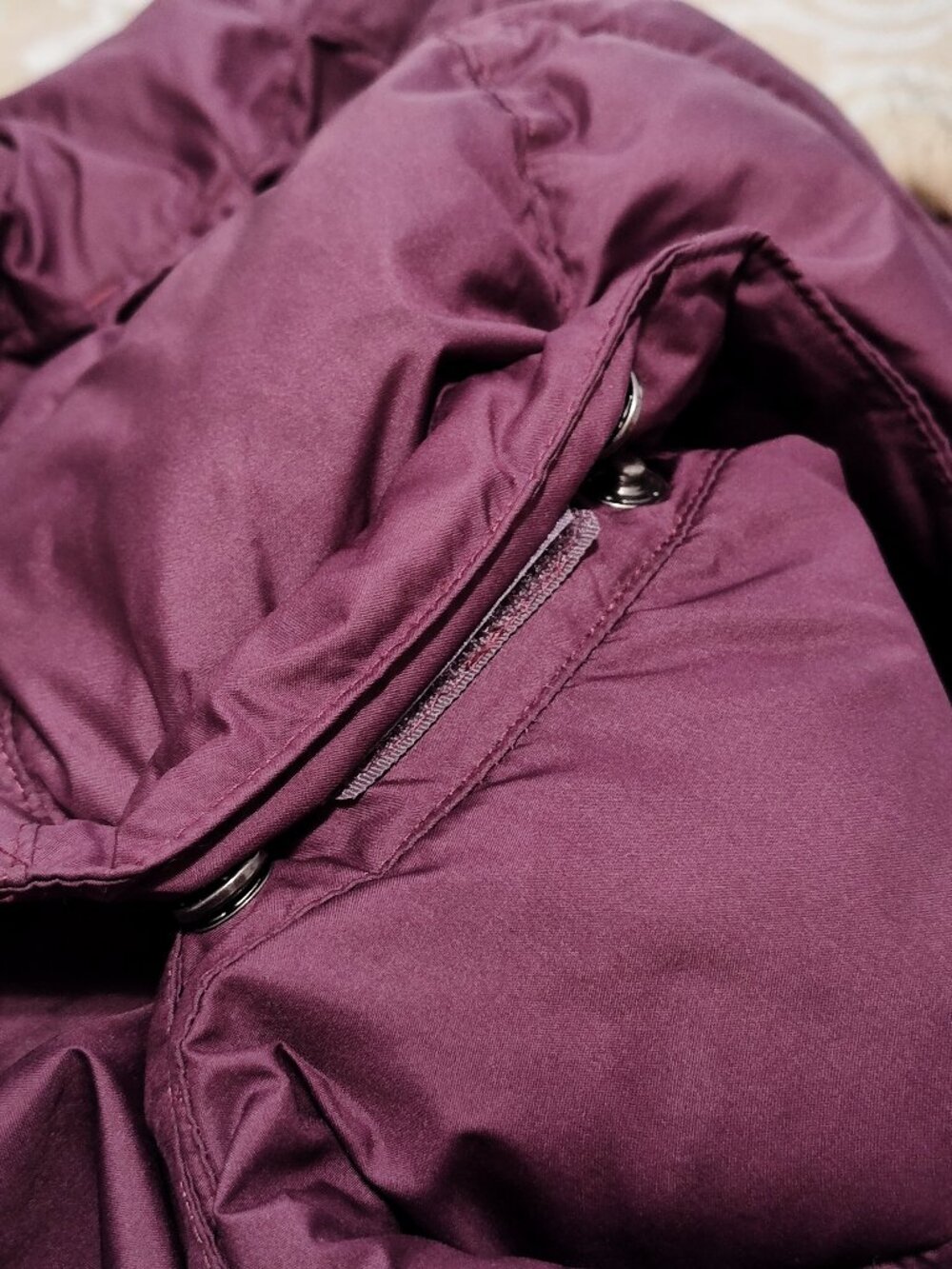 Columbia plum purple Peak to Park insulated puffer jacket, EUC, size L - Picture 4 of 5